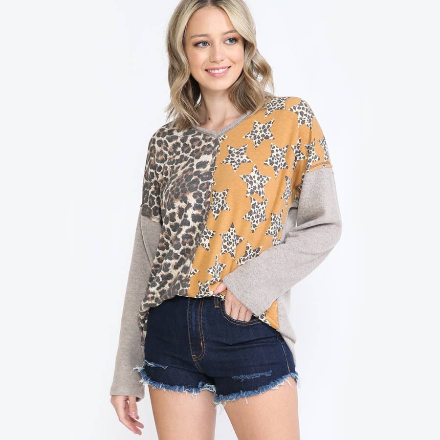 ***SALE*** Gold Leopard Stars Fleece Sweater - T3184UF