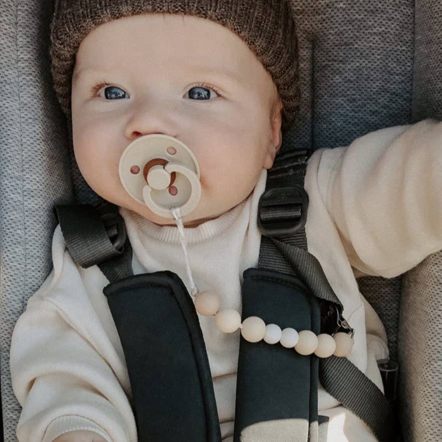 Ali+Oli Silicone Pacifier Clip (Natural)