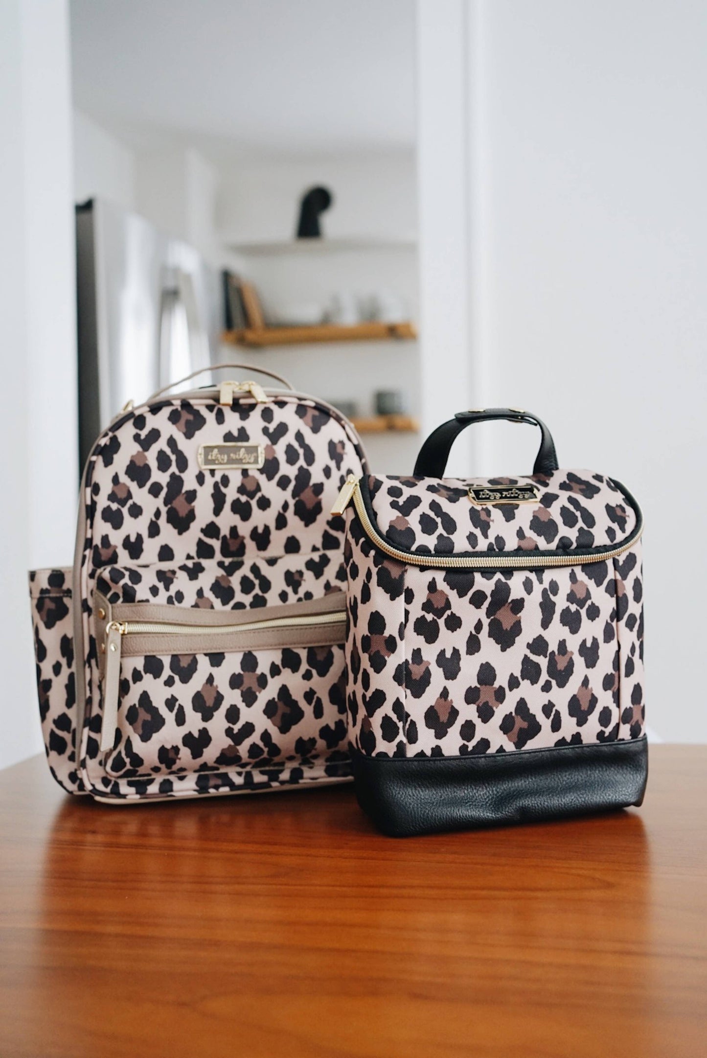 Leopard Chill Like A Boss™ Bottle Bag