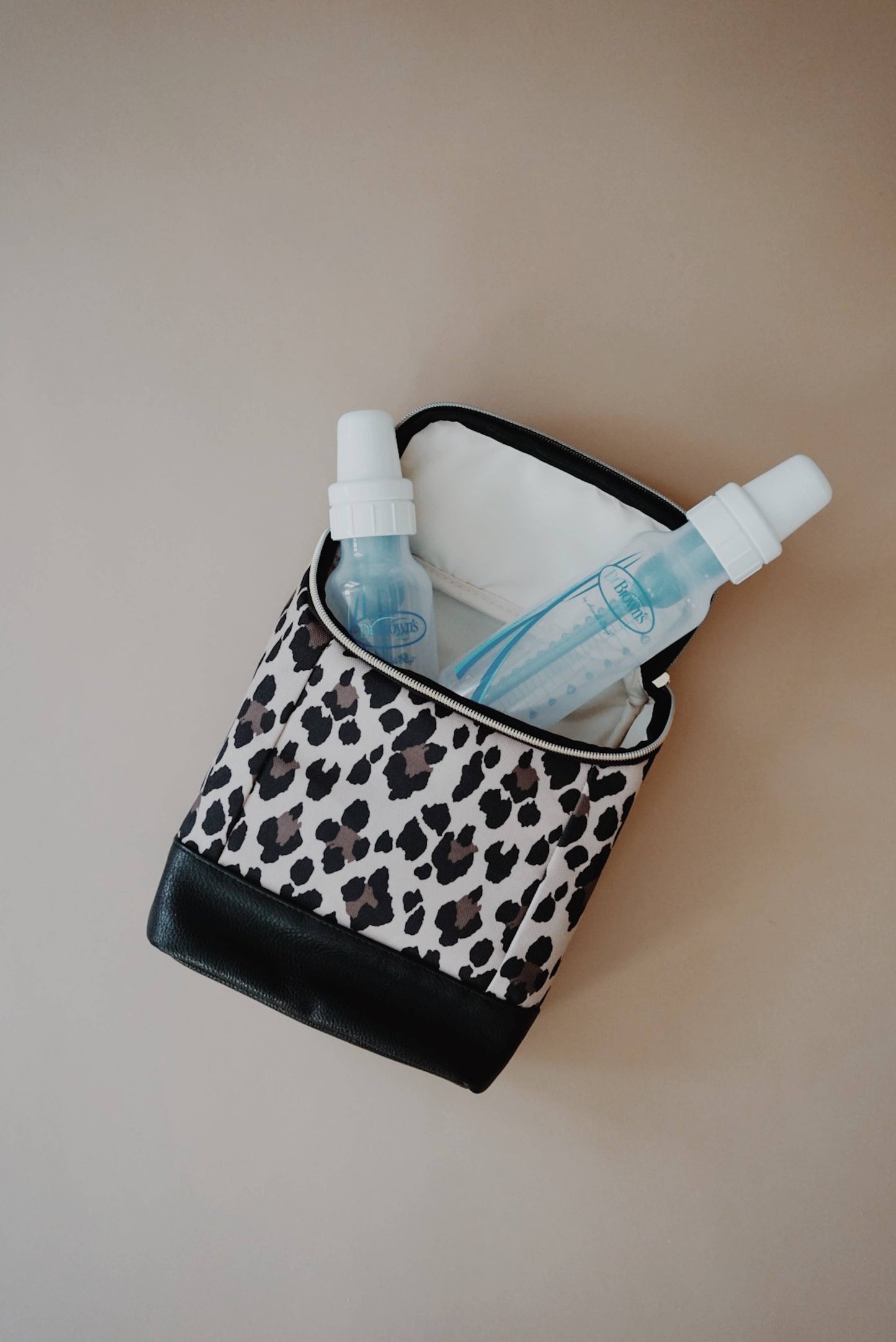 Leopard Chill Like A Boss™ Bottle Bag